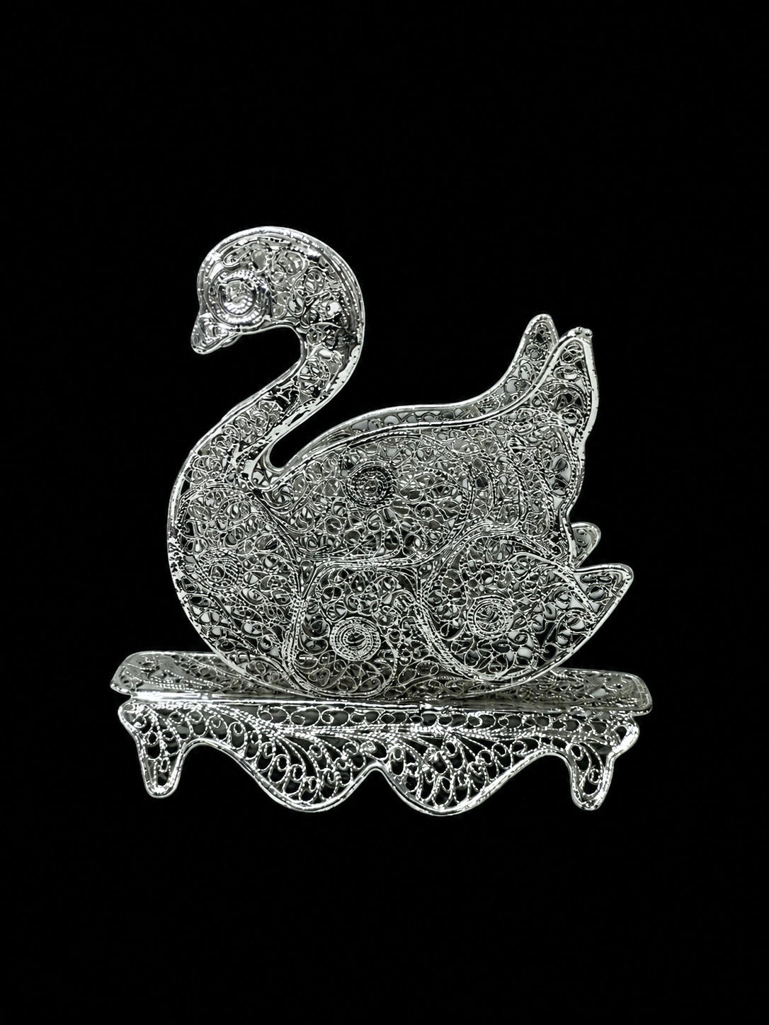 Handmade filigree dishes, cutlery holder,vases,tissue box, napkin holder & bucket