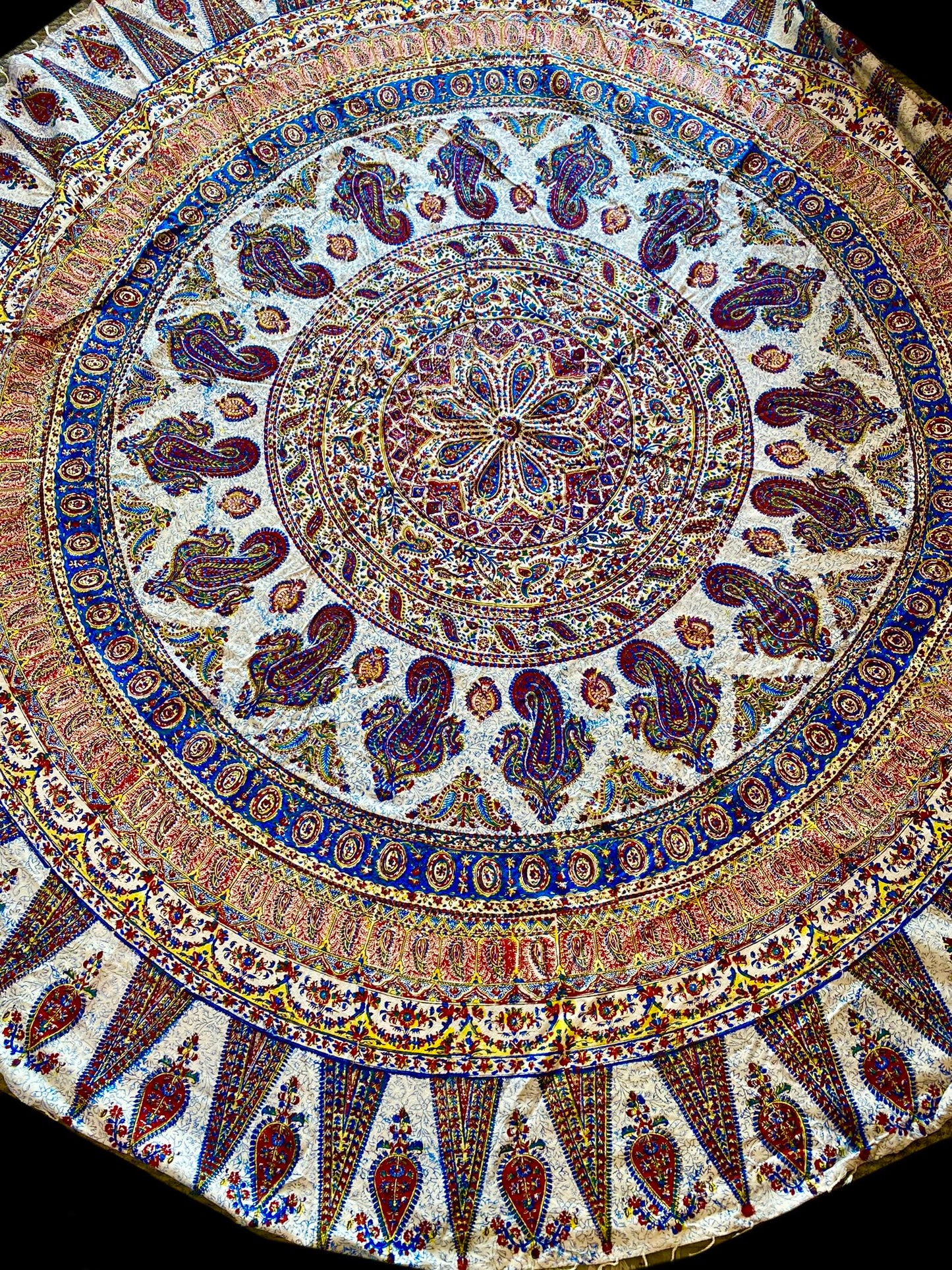 Round Ghalamkar Tablecloths