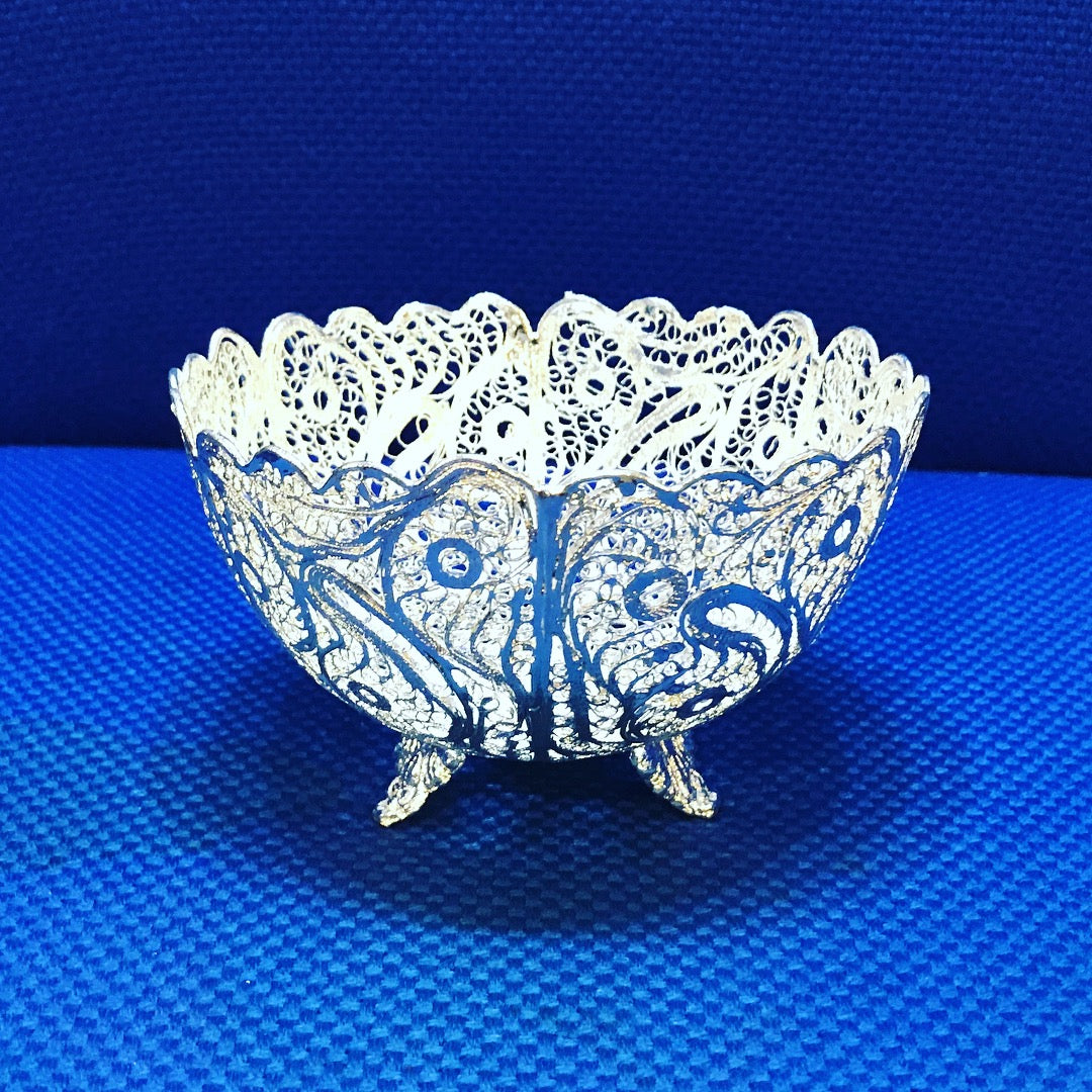 Handmade filigree dishes, cutlery holder,vases,tissue box, napkin holder & bucket