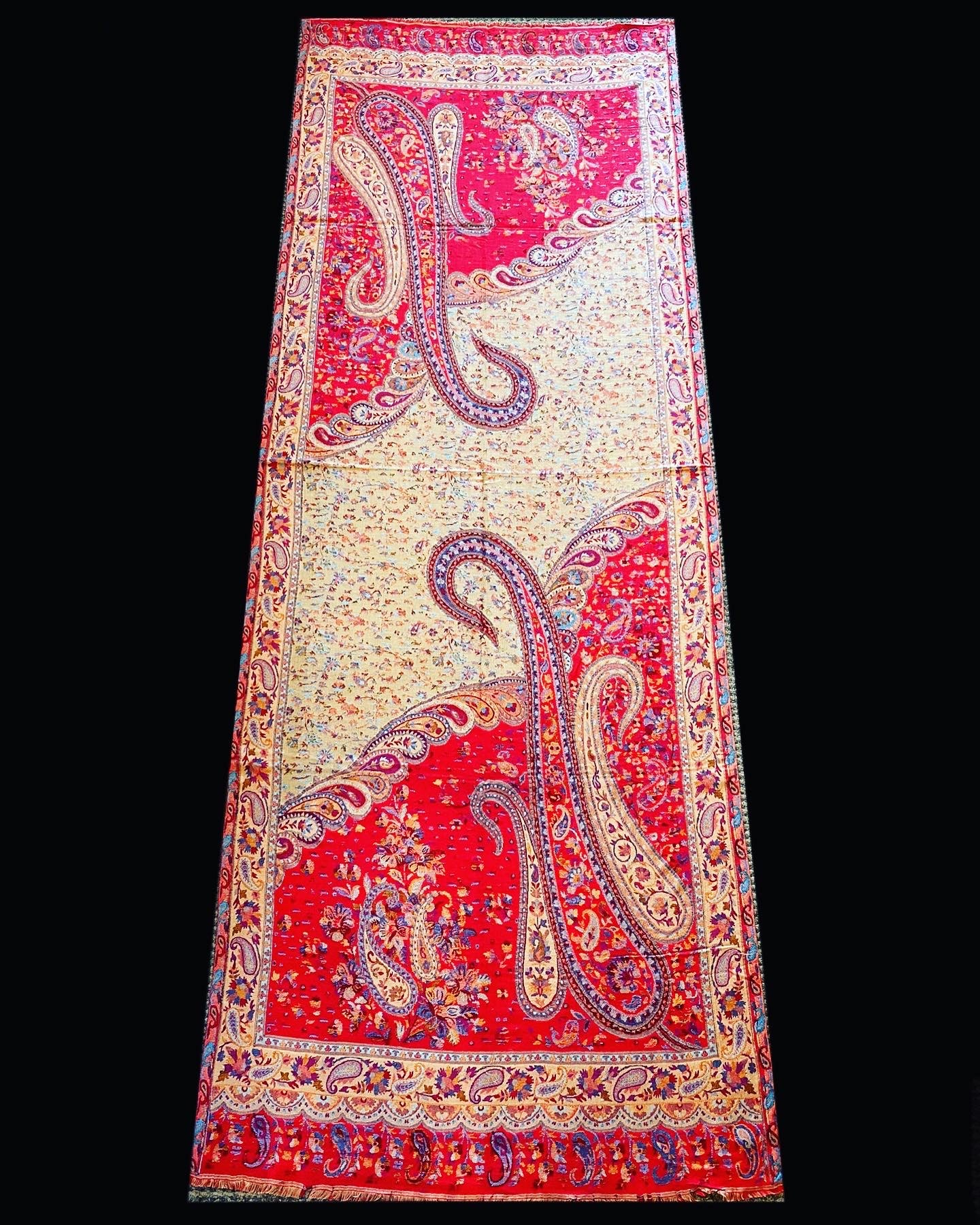 High Quality Handmade Hand Woven Table Runners