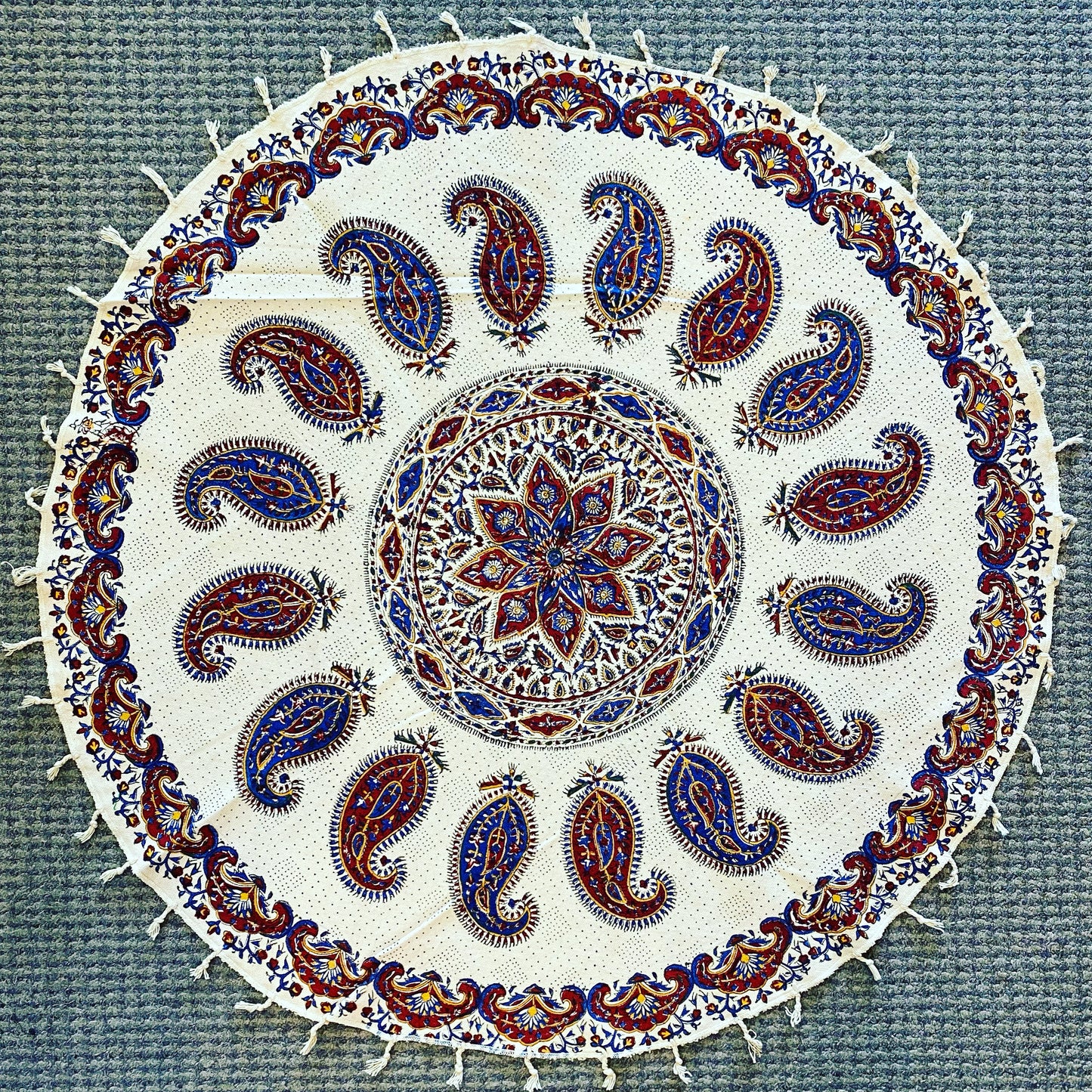 Round Ghalamkar Tablecloths