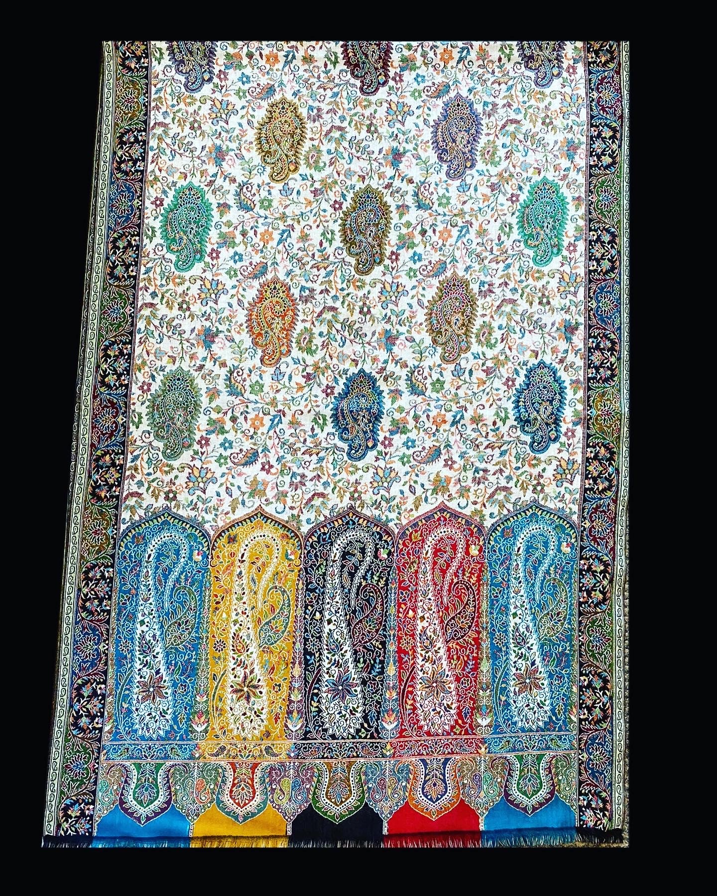 High Quality Handmade Hand Woven Table Runners