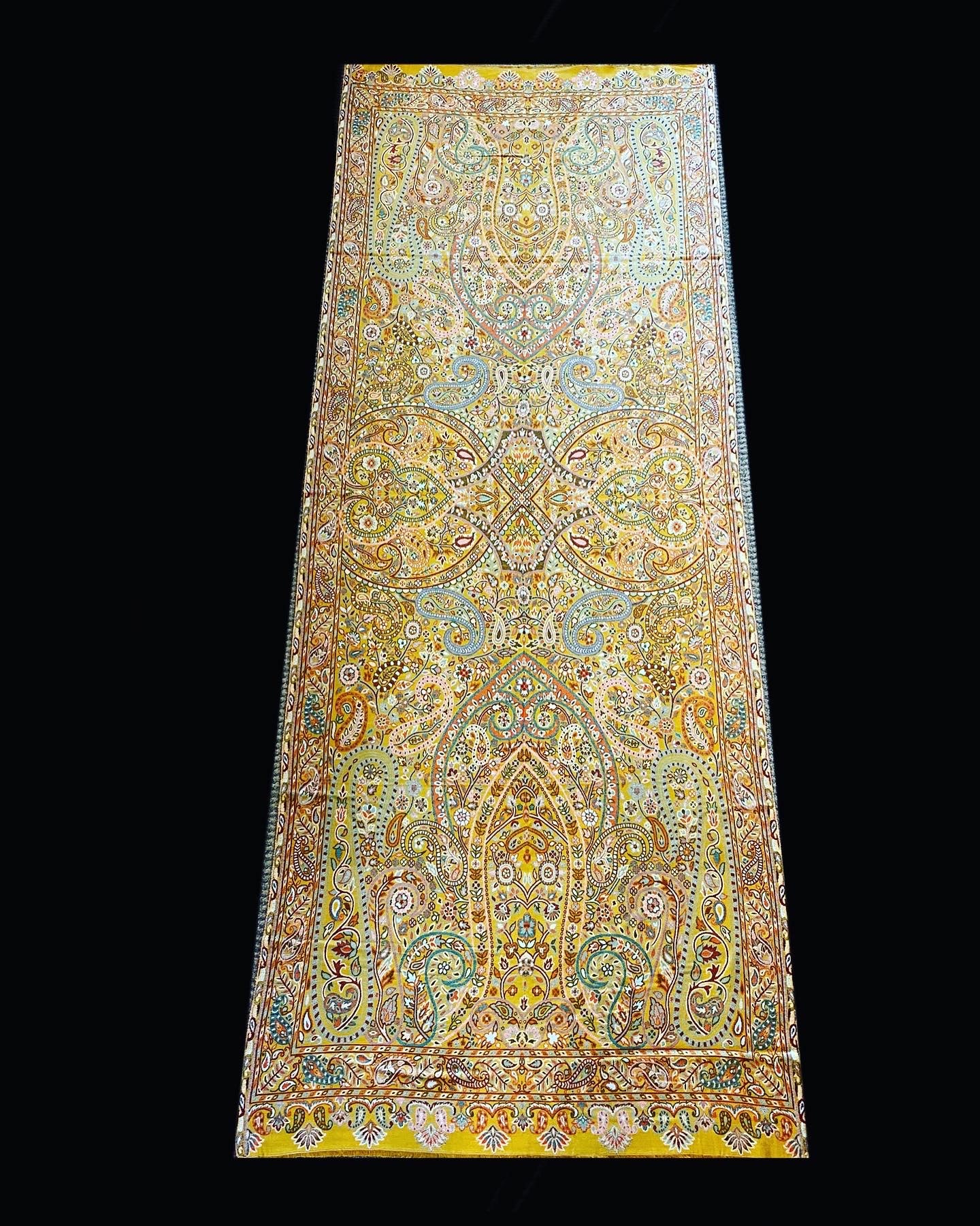 High Quality Handmade Hand Woven Table Runners